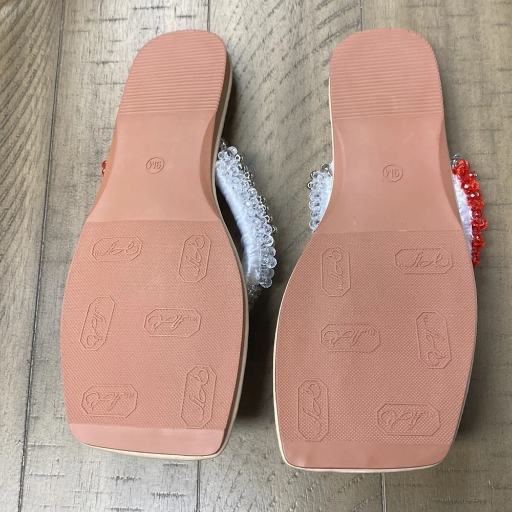 Adorable square toed fashion butterfly sandals size 9